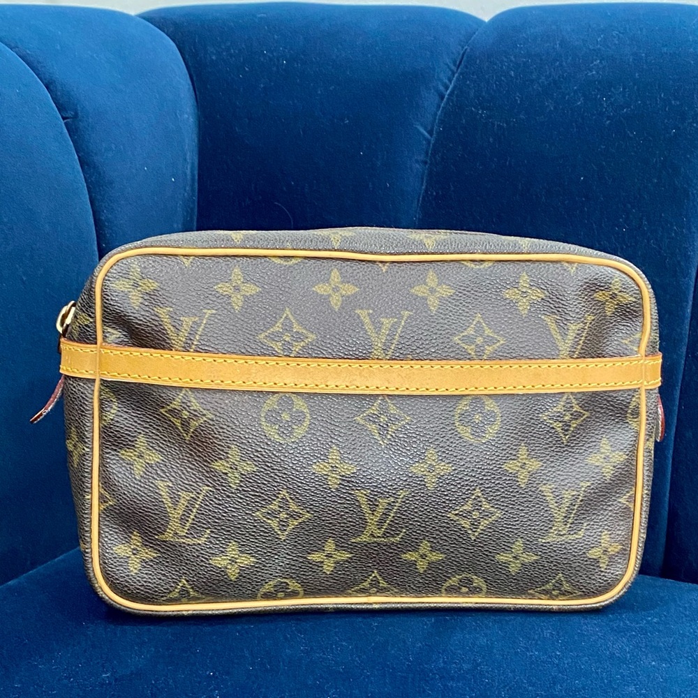 LOUIS VUITTON Monogram Pochette Compiegne 23 - Picture 2 of 15
